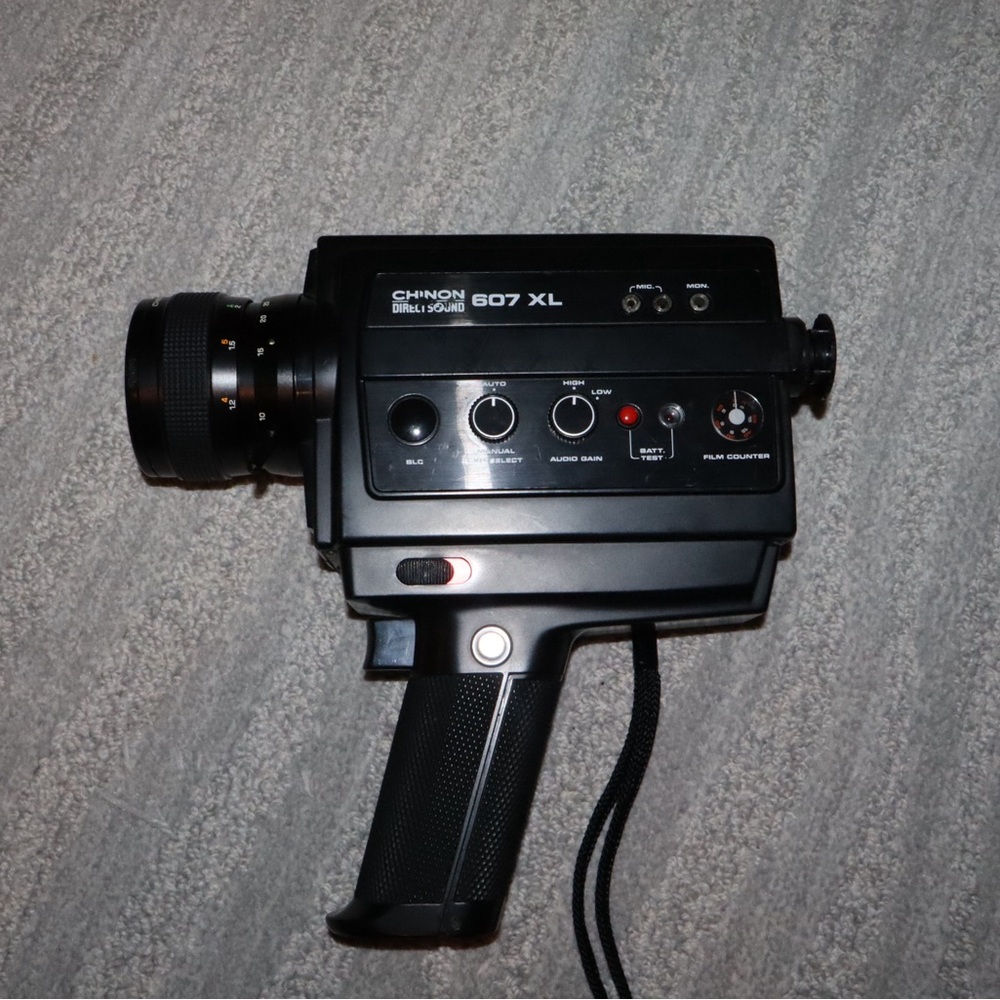 607 XL Black Video Camera